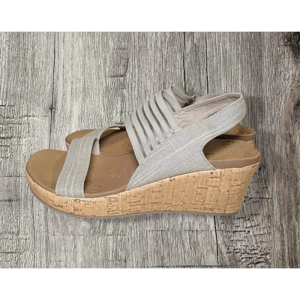 Skechers Brie Luxe Foam Womens 8 Glittery Taupe Slingback Platform Wedge Sandals